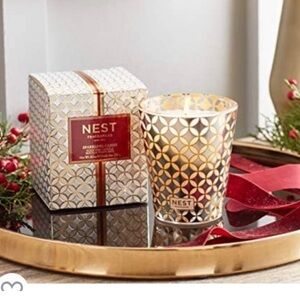 NEST Fragrances New York Sparkling Cassis
Classic Candle 8.1 Oz Holiday Festive